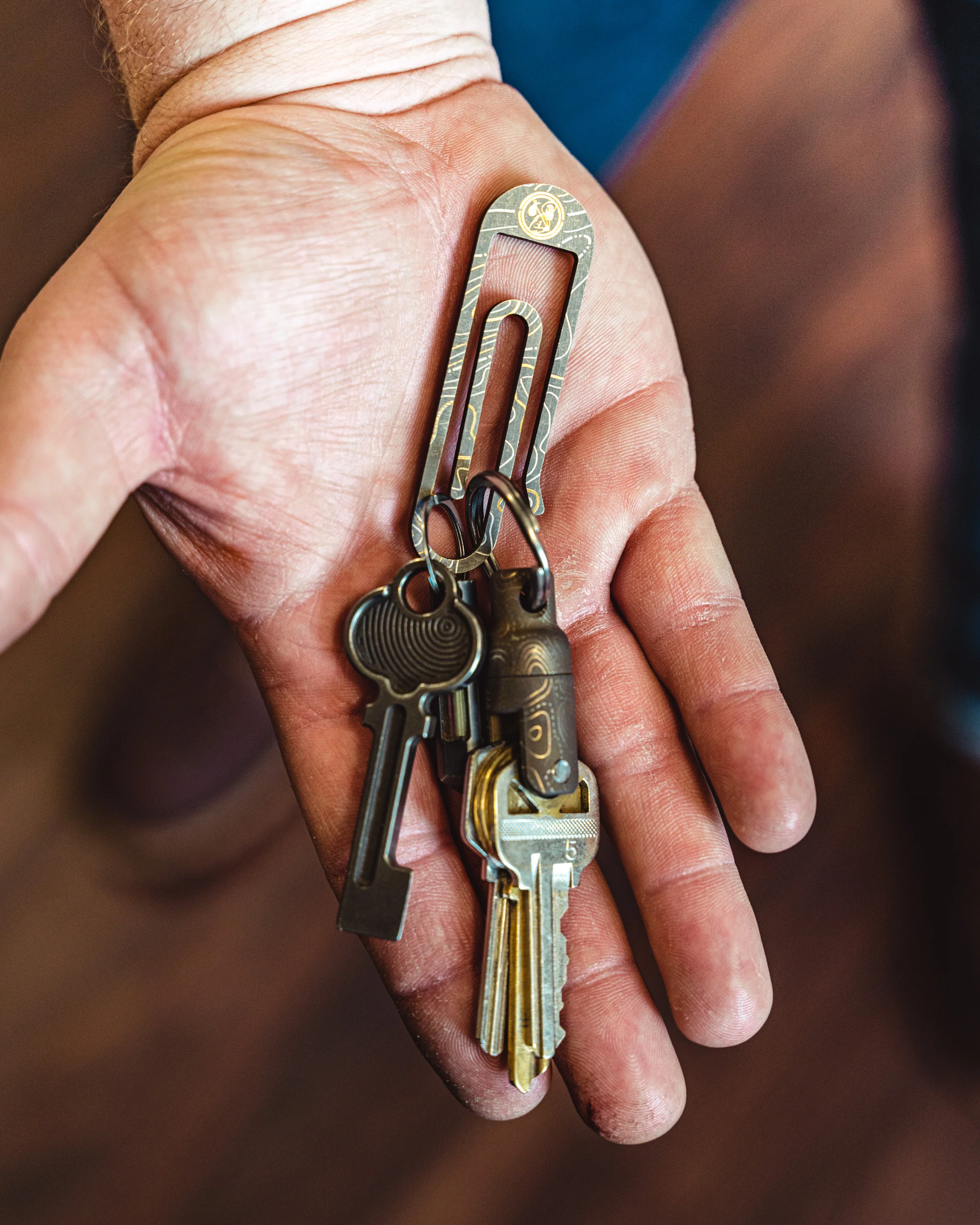 Carry Commission x Urban Carvers Ti Keyper MQR – Bronze Topo Magnetic Key Release - Image 11