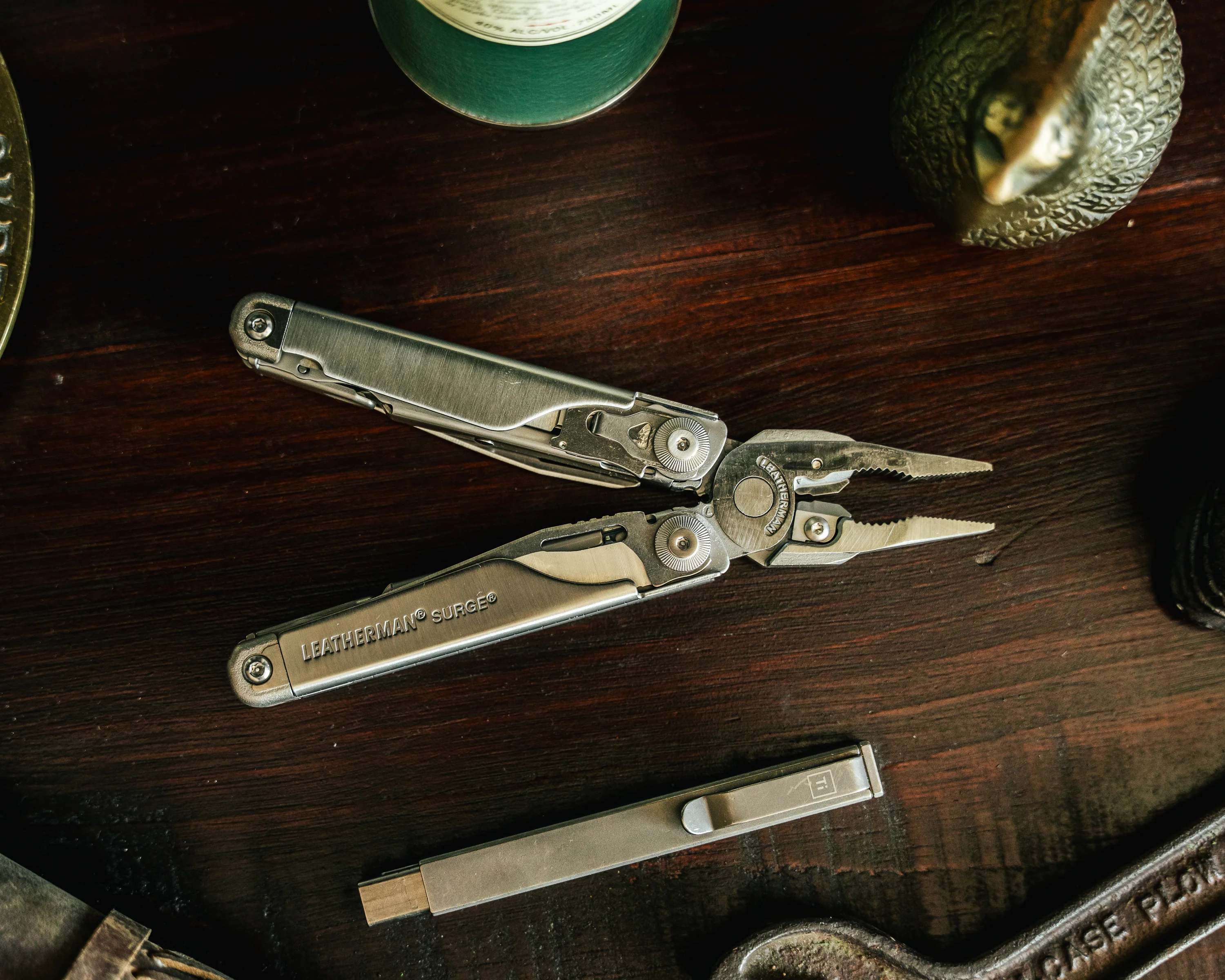 Leatherman Surge Multi-Tool - Image 9