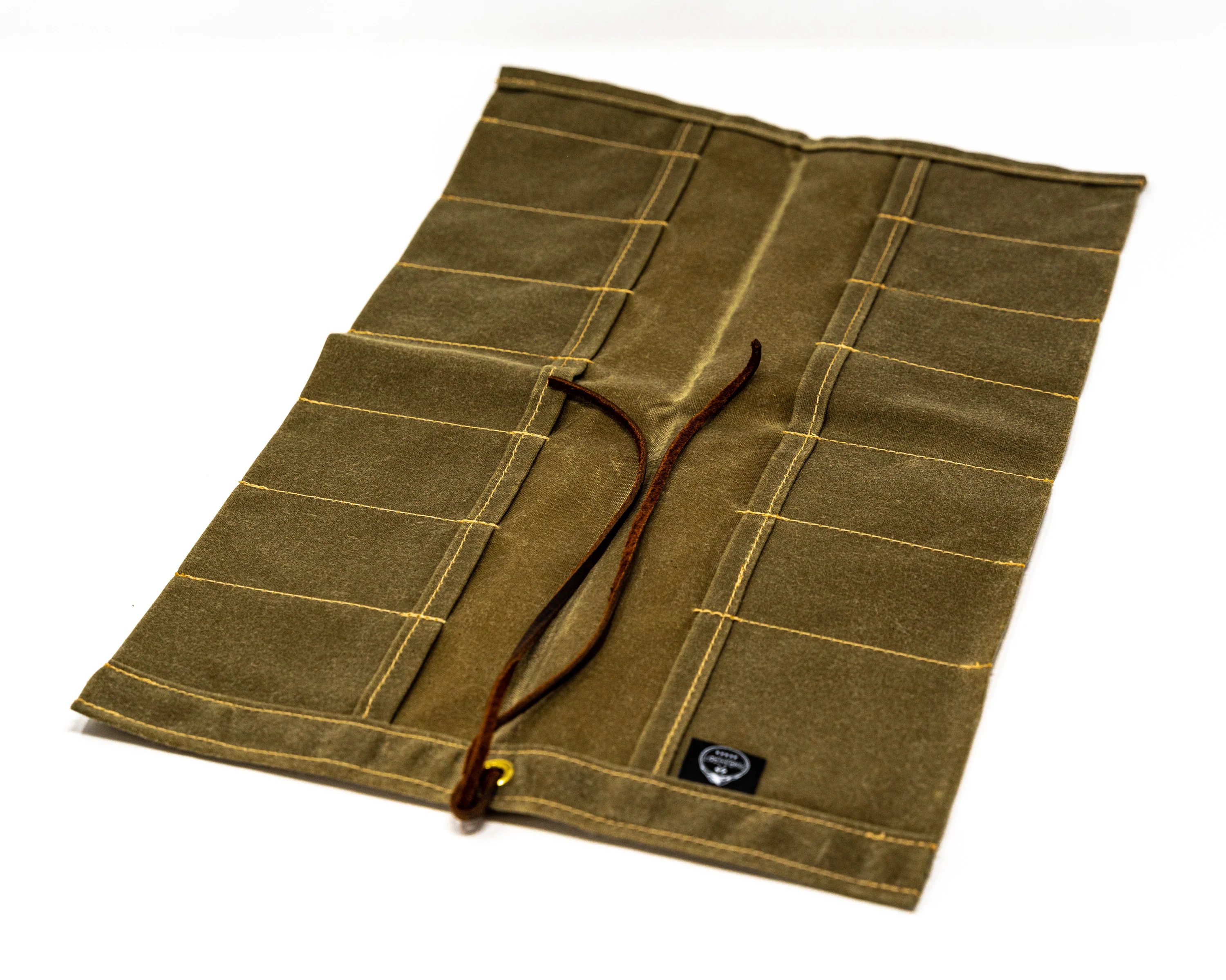 PNW Bushcraft Maple Knife Roll – 15-Pocket Waxed Canvas Tool Roll - Image 8