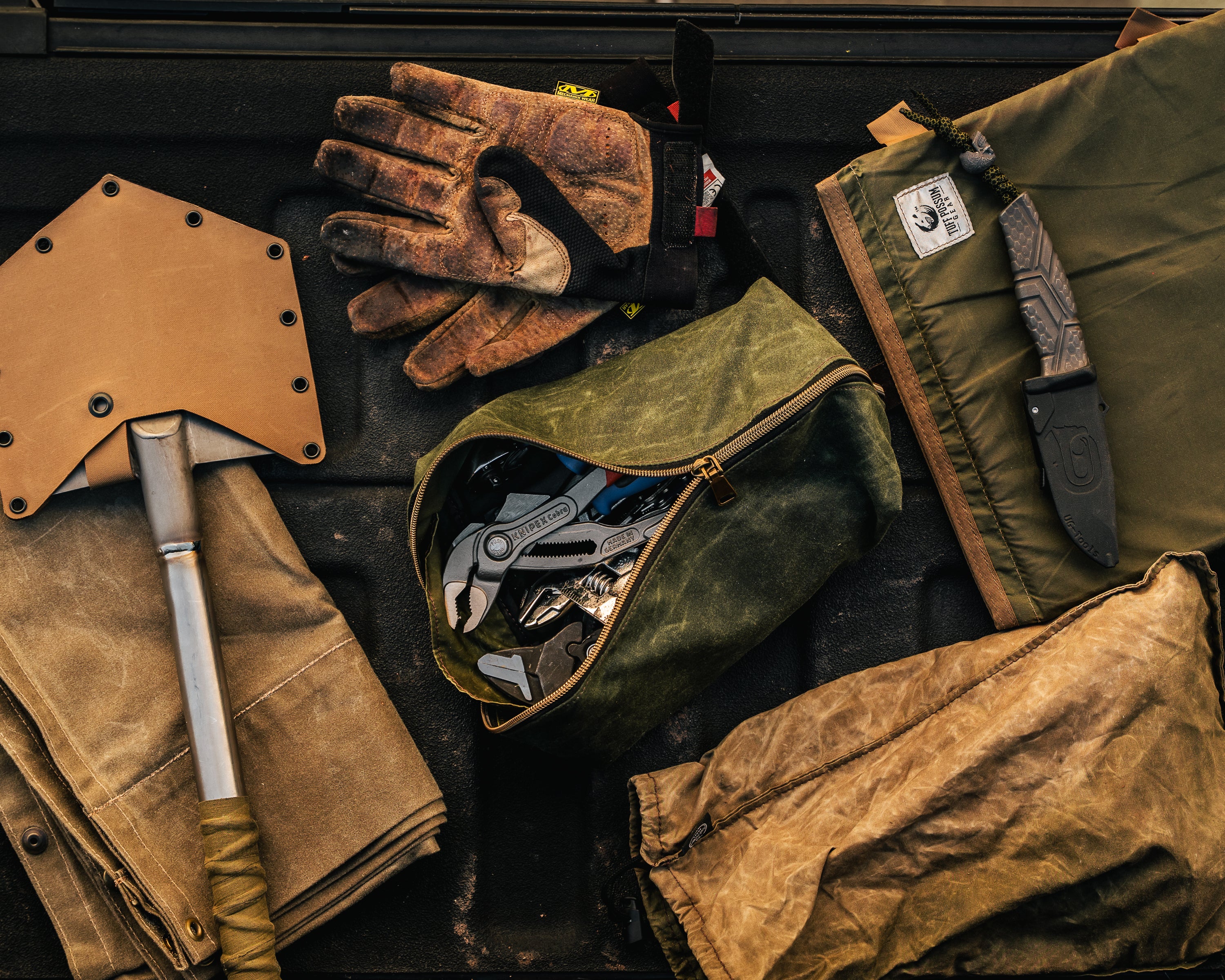 CC Waxed Canvas Dopp Kit - Image 7